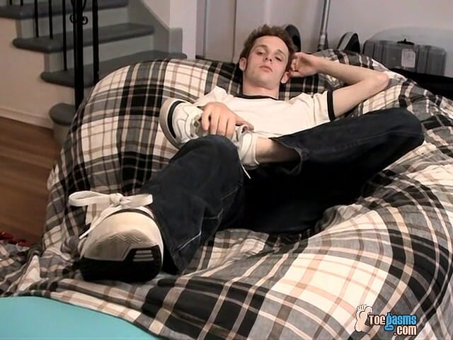 Toegasms: Jarrod škádlí a tahy