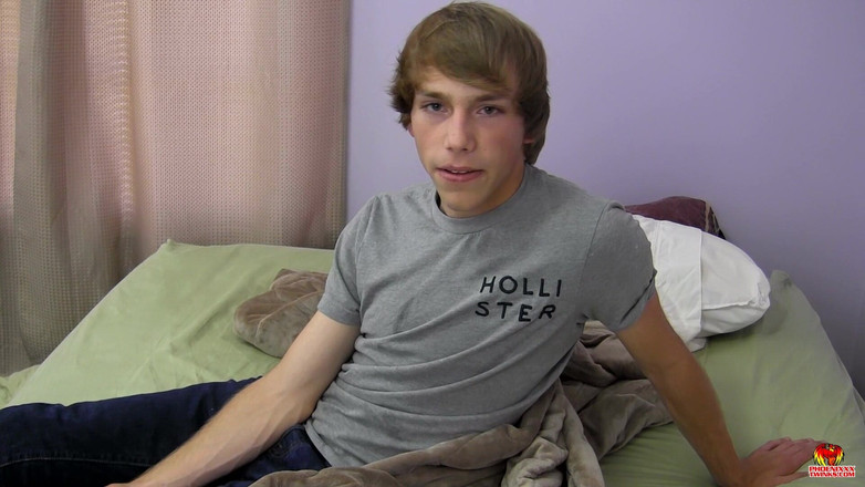 Phoenixxx: Rozhovor s Roztomilou Mladou Jr