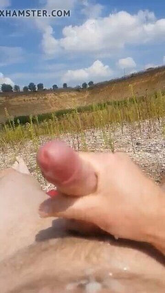 Trailerparkboi: Venkovní masturbace