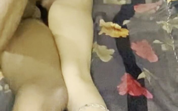 Madhya Sangeeta: バーラト・バビと家事使用人とのセックス