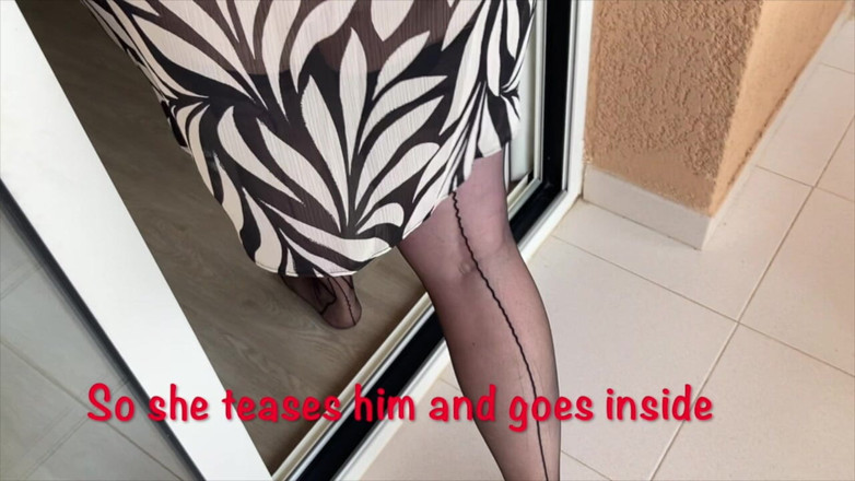 Mrs Mature Feet: Mrs Mature Feet on Her Balcony Wearing Her Nylons