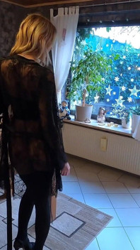Pizza Delivery Man Fucks Me Horny on the Table!!