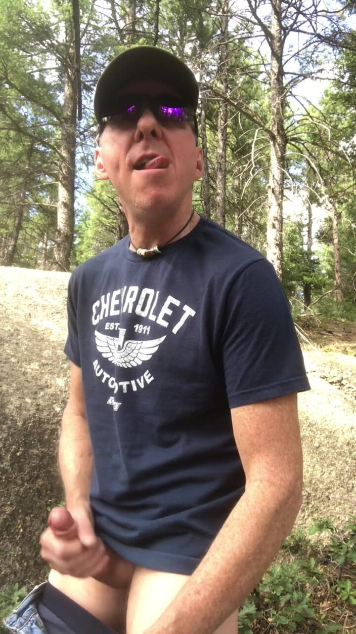 Adam Kaye: Vedeta Adam Kaye se în pădure