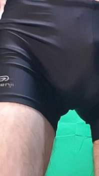 Loose Pants and Tight Shorts as Undies