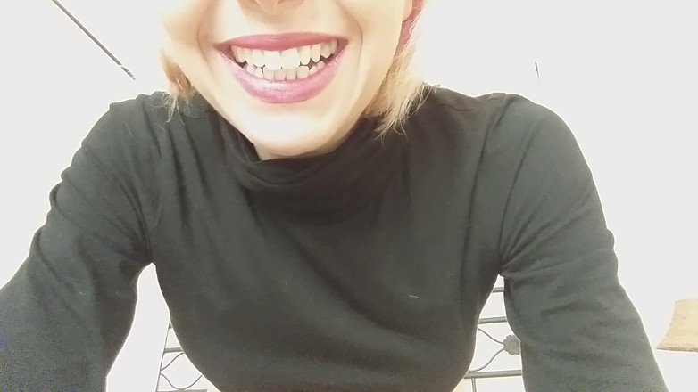savannahamatoriale: Мікрокацціно!! Ти смокчеш!