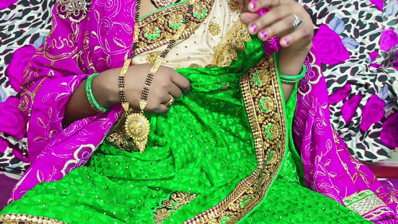 Bangala bhabhi: India del pueblo hambrienta folla