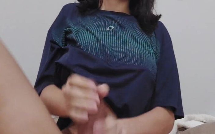 Alice Lima: Brasileira adolescente esguicha 4 vezes seguidas, destruindo sua buceta com um...
