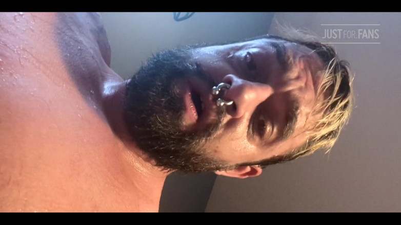 Bruiser Bearwood: Football Gear Jerk