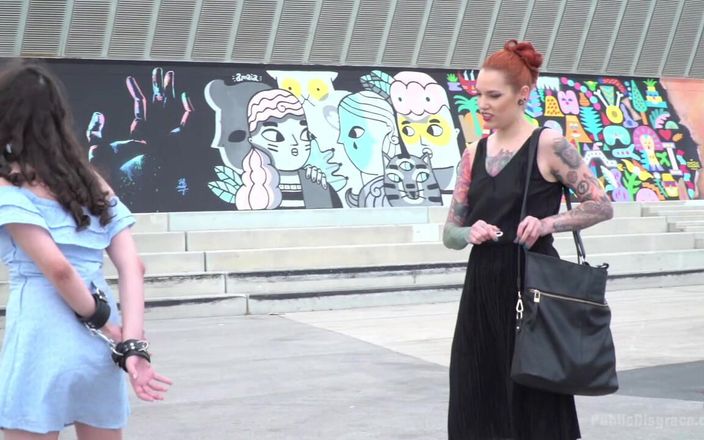 Public Disgrace by Kink: Joven puta Francesca Dicaprio avergonzada, atada y follada en público!