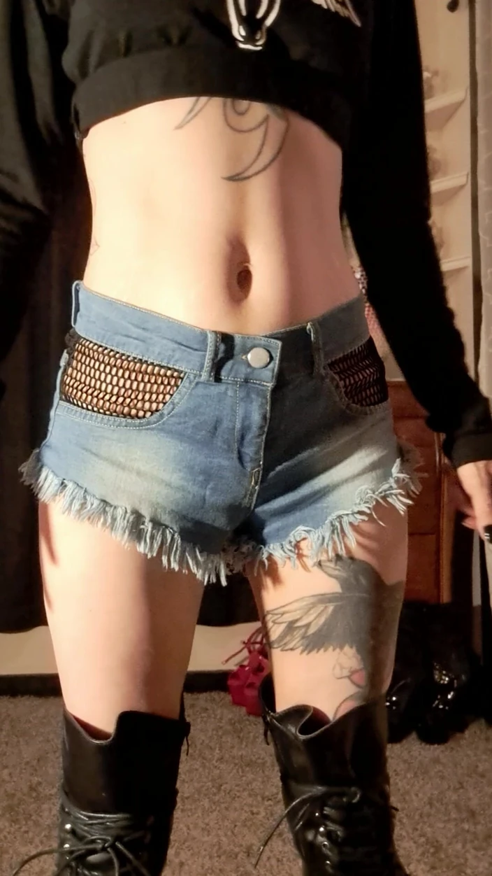 PandoraSG: Lekce twerkingu č. 3 pro Sissy otrokyně