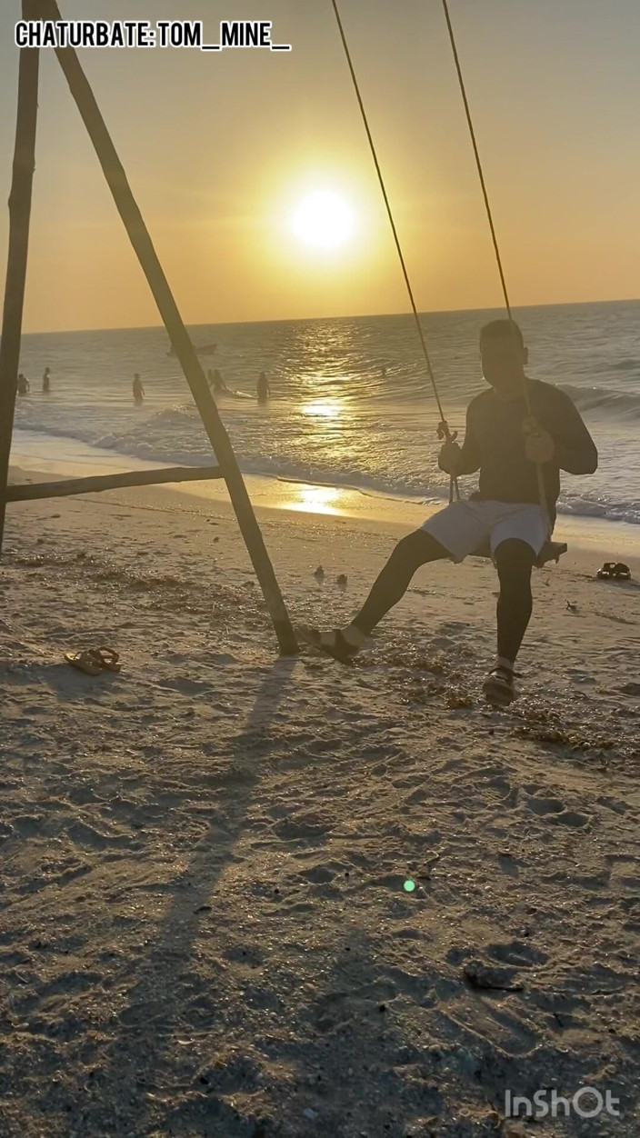Tomas Styl: Fucking on Vacation on the Beaches of Colombia