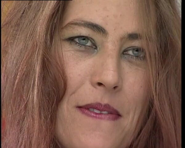 YOUR FIRST PORN: Behaarte Fotze Jacky Pisst in Eimer - Hairy Cunt Jacky Pisses...