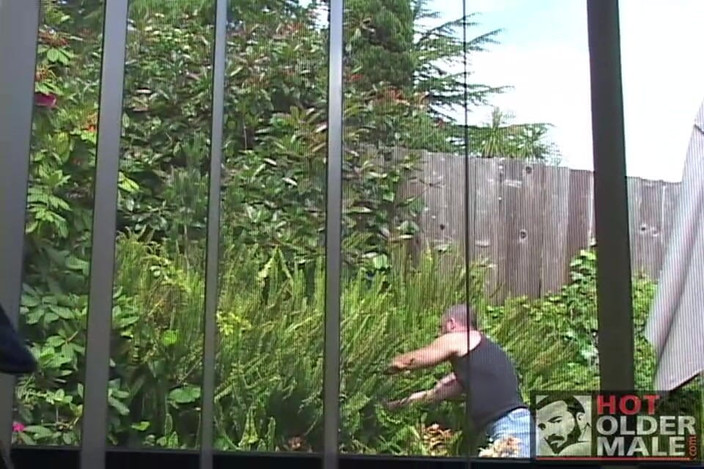 Pantheon men: Vânătoarea tatălui vitreg 4: Obtinerea Grădinarul