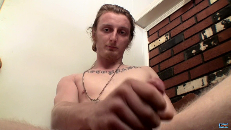 Straight naked thugs: Travailler sa grosse bite de gingembre
