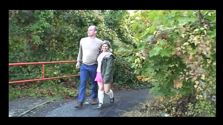 Wonderful Hot World X: Young Couple Flashing and Fucking in a Park