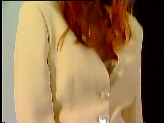 Lucky Cooch: Fofa ruiva gata é perfeita