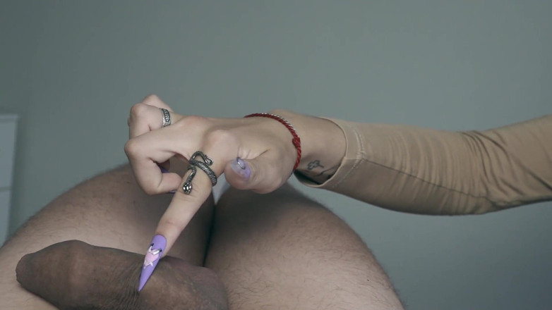 Amateur_fetish: Móng tay dài gãi cu, bi, bao quy đầu và lỗ...