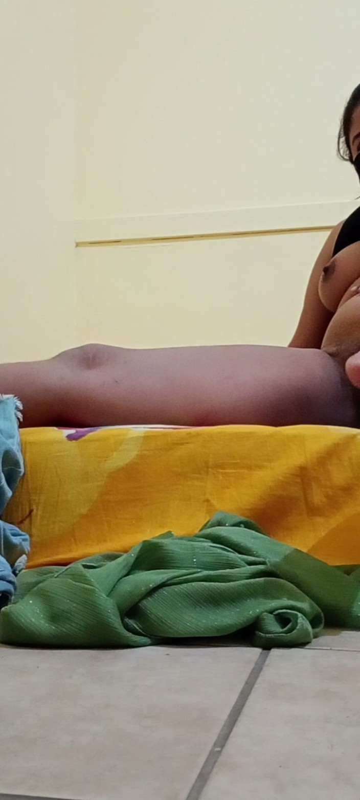 Taniya fox: インドのセックスビデオ
