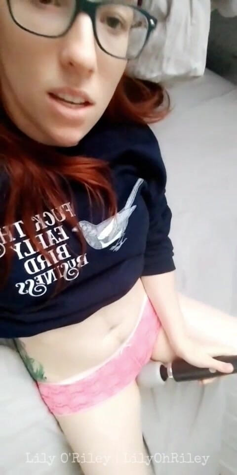 Lily O'Riley: Hitachi ถึงจุดสุดยอดอย่างหนัก - เตรียมลดกางเกงใน