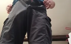 我喜欢用我的大鸡巴撒尿