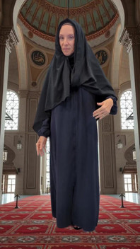 Abaya and Hijab Try on