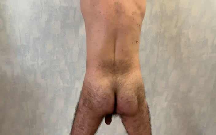 Earl Smile: Funny Earl makes us laugh as he masturbates in his...