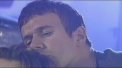 MMV BEST MOVIES AND CLIPS: 这位金发美女细心地照顾着客户服务