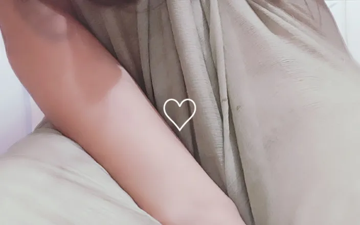 Sonisinghh: Hot Girl in Bathroom