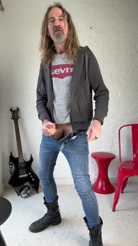 Longhairdude Skinnies and Levis