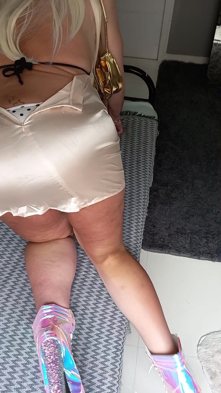 Sexy ass CDzinhafx: Pakaian baru saya, bikini dan jenama dan zakar keras