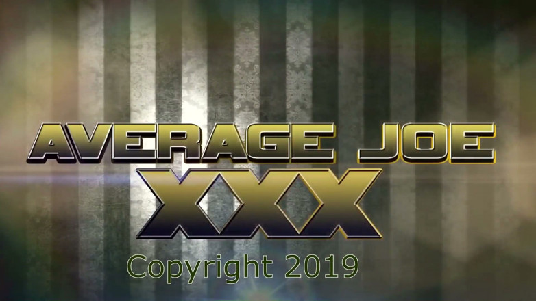 Average Joe xxx: Sara Stclair dapat pancutan mani dalam perutnya