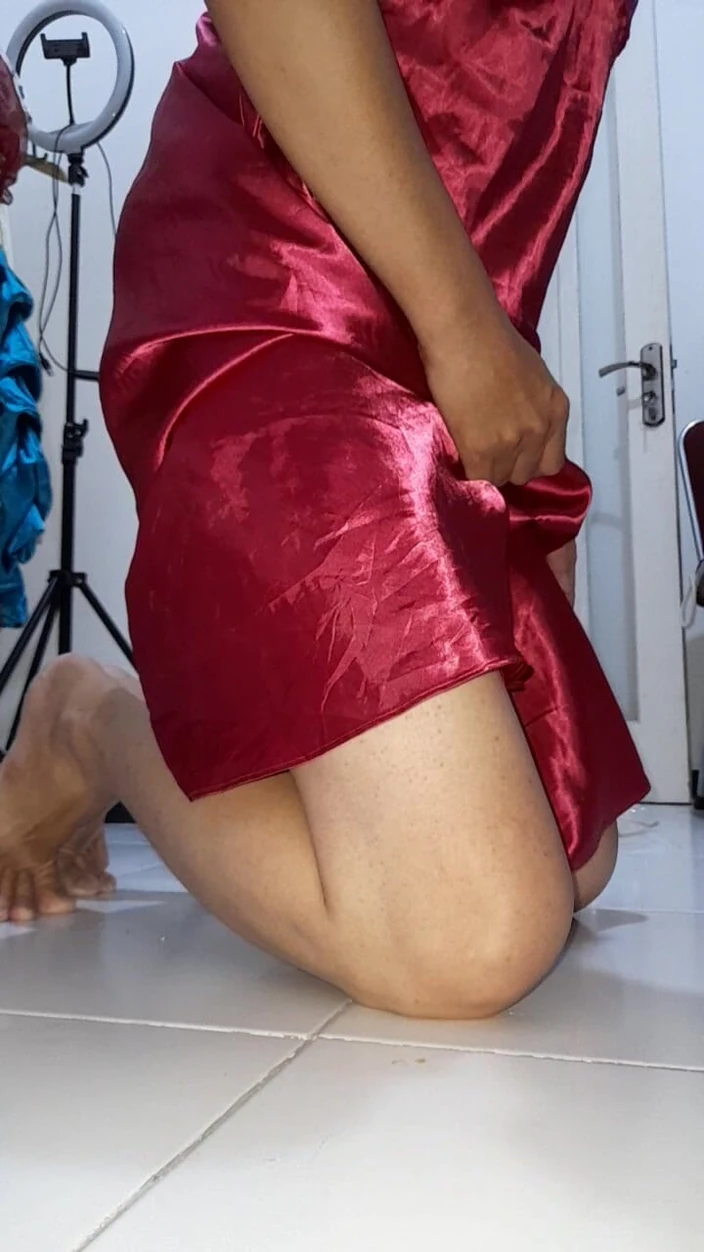 Naomisinka: Magenta Satin выскользнула, платье, нижнее белье