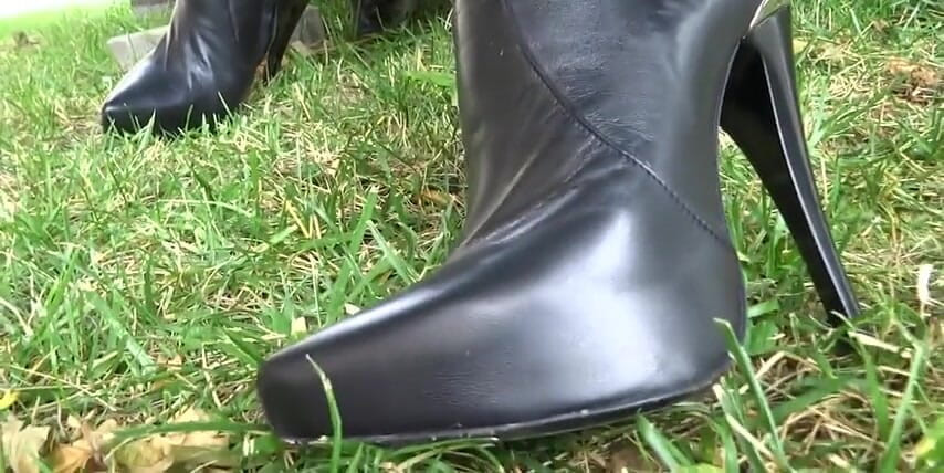 Lady Victoria Valente: Today I use you as a bootlicker and you can...