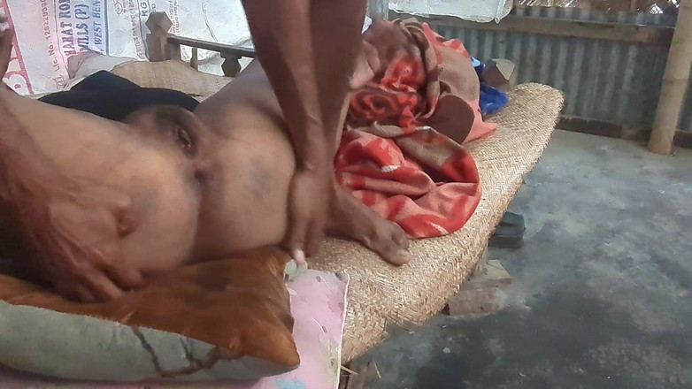 Jesmina: Vợ Bengali làm tình qua đường lỗ hậu