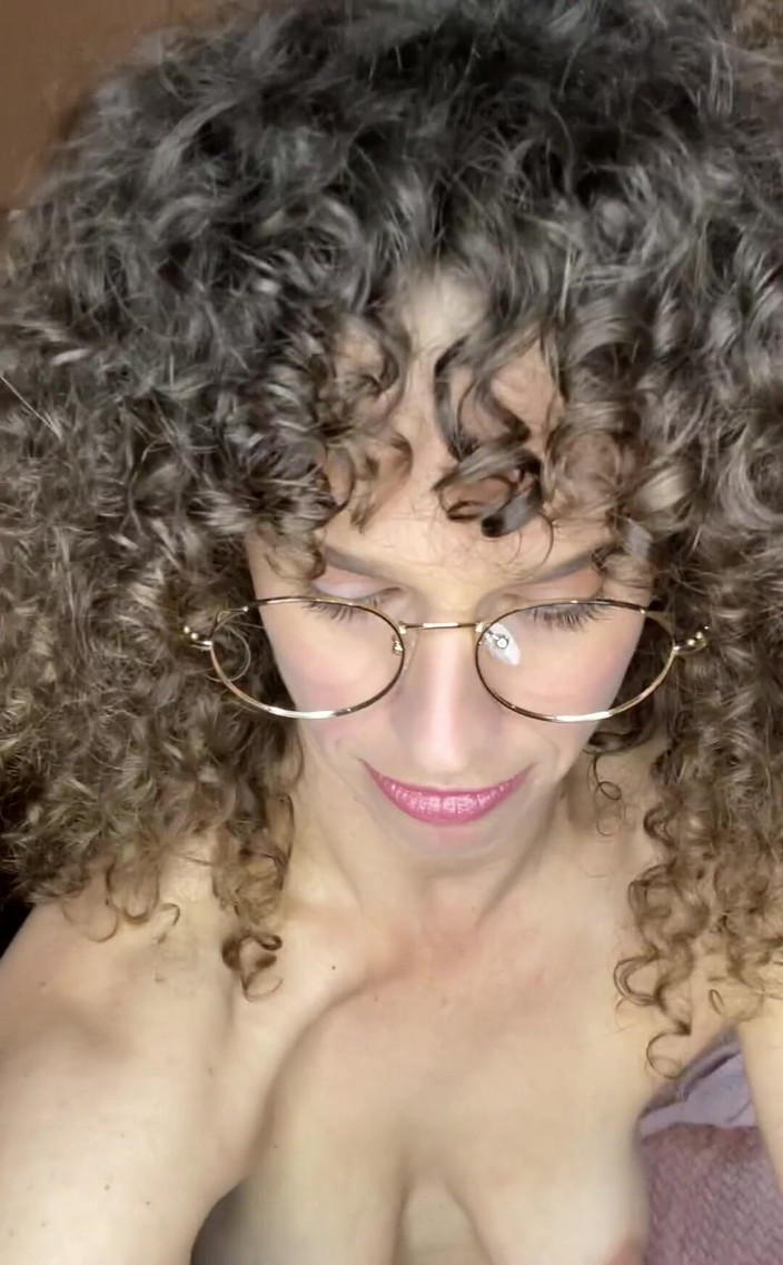 VibeWithMommy: Macecha JOI! Intenzivní skutečný orgasmus! Omg můj zadek je šílený! Sledujte,...