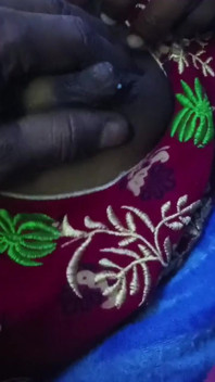 Desi Bhabhi Ka Dhoodh