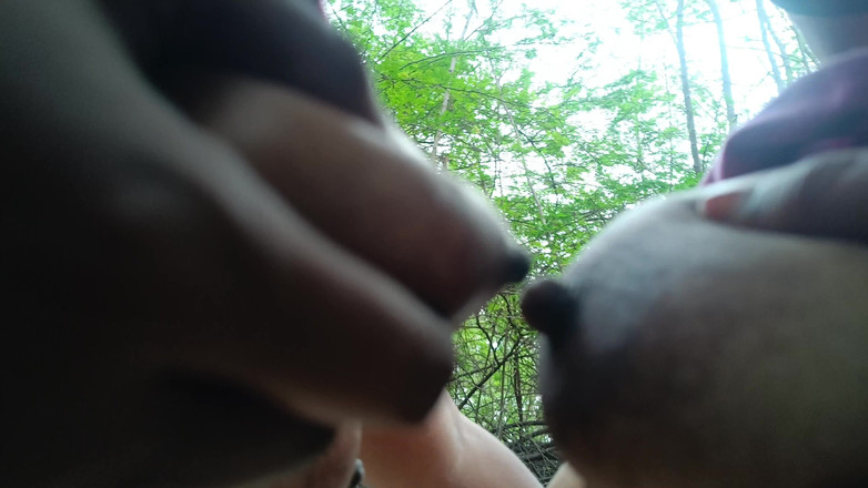 Inba: Outdoor Lesbian