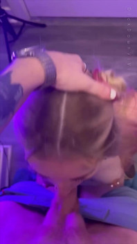 Splendida Sconosciuta Succhia Il Tuo Cazzo E Indossa Il Tuo Sperma