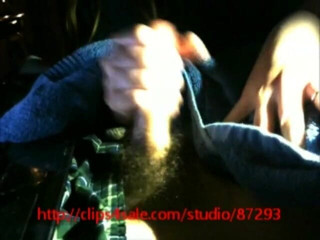 Fat House Wife: 義父のチンコを手で取って、彼にイかせて