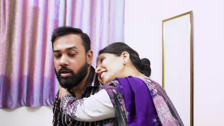 Xtramood: セクシーなBhabiと角質の男の子、ハードコアDesiセックスの物語
