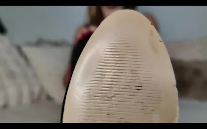 Goddess Lena: Clean My Boots!