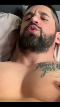 Sesuai janji, video lengkap cewek ini lagi asik ngentot pakai dildo