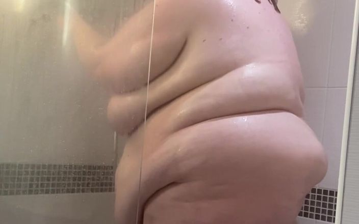 Ivy gold: 내 샤워를 따먹어