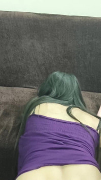 Hintli güzel Saara amcığını parmaklıyor ama üvey erkek kardeşi tarafından porno izliyor ve sıkı amını sikiyor!