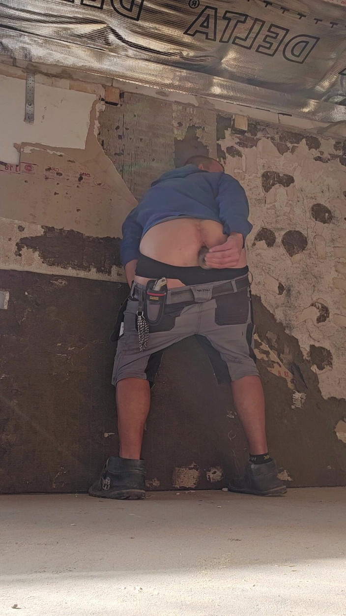 Chris_snoopy_91: At Work in the Morning