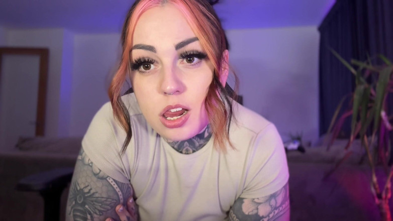 Miss Valentina: Financial Ruin Game