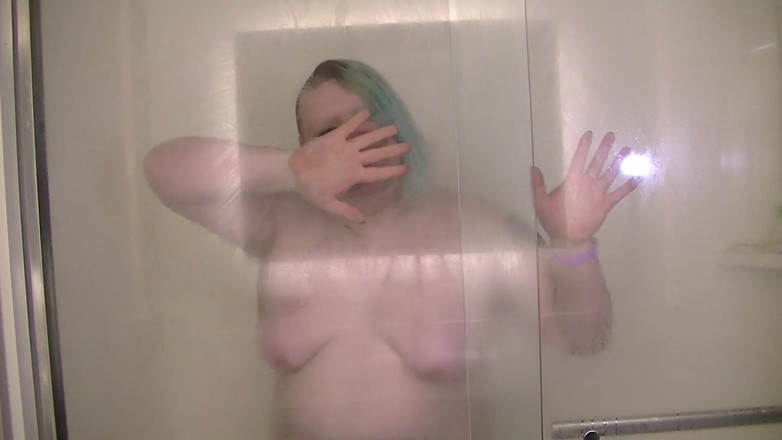 Roxxie rae page: Duş baştan çıkarma