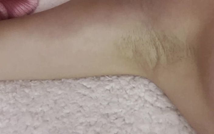 Skinny_lady69: Тренировка раба по поклонению подмышкам