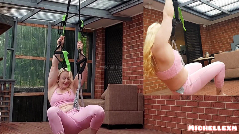 Michellexm: Wedgie Dívka Wedgie Swing visí Wedgie Zábavné video Kalhotky Rip...