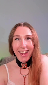 İtaatkar tgirl emirleri takip ediyor